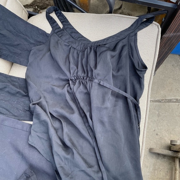 Maternity clothing bundle - Picture 4 of 11